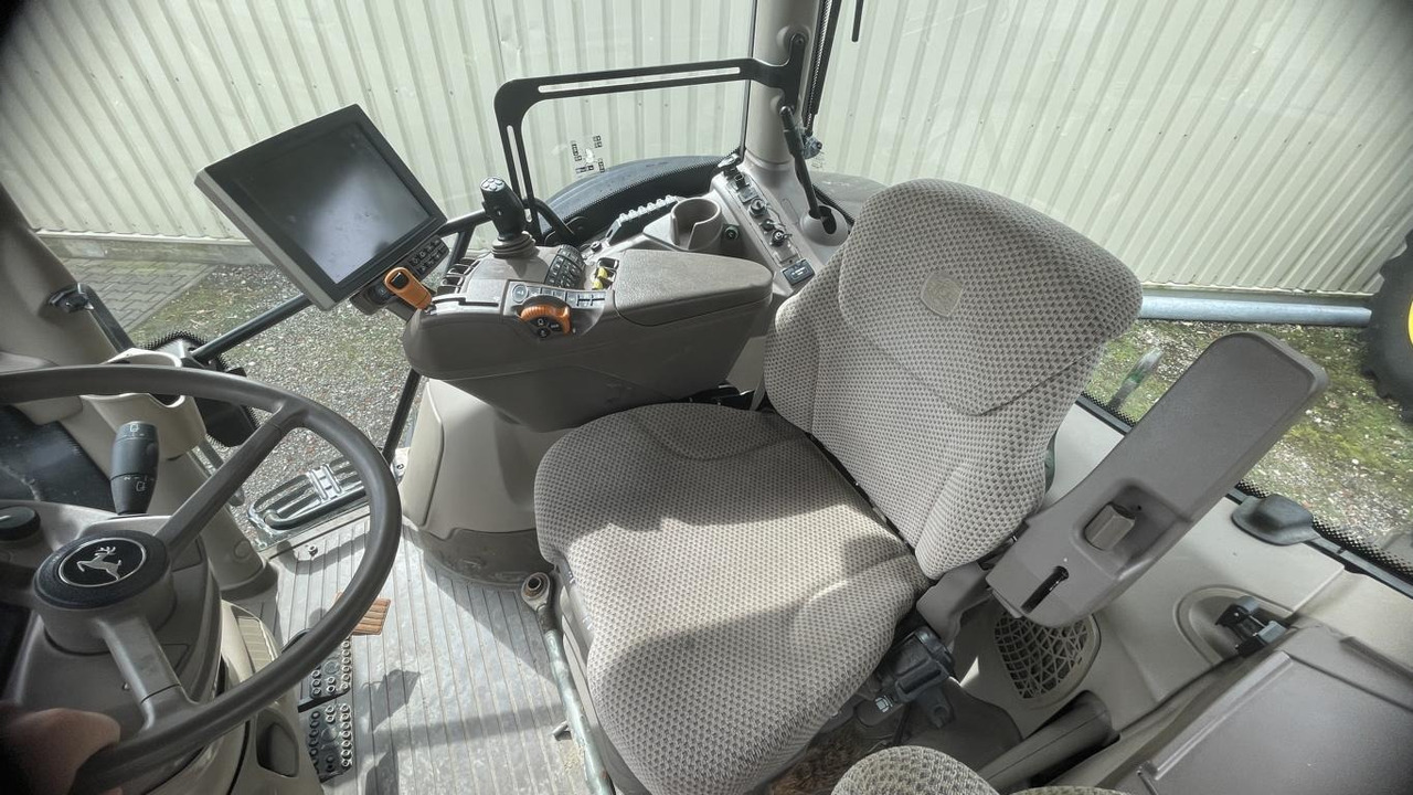 Tractor John Deere 6195R: foto 11 Tractor John Deere 6195R: foto 11