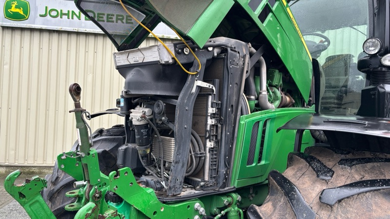 Tractor John Deere 6230 R: foto 16