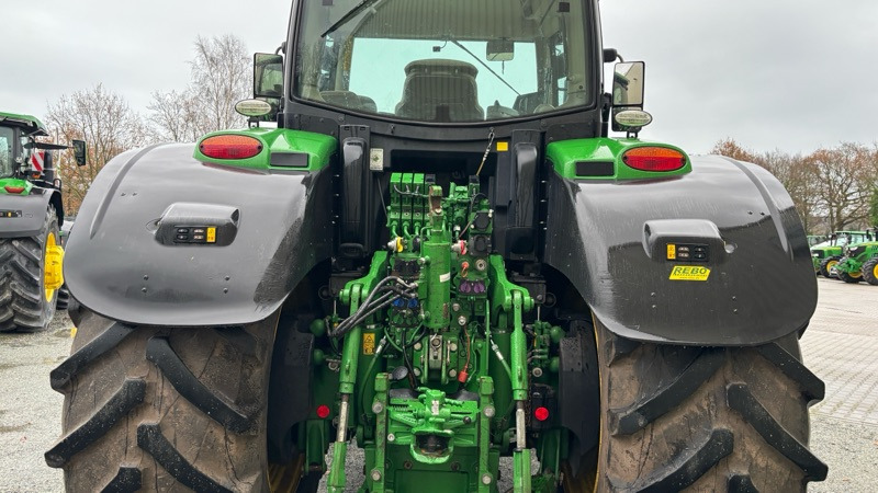 Tractor John Deere 6230 R: foto 10