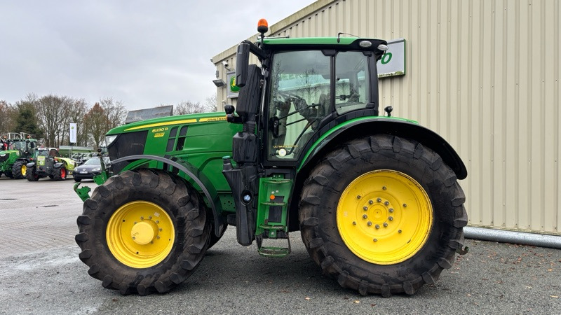 Tractor John Deere 6230 R: foto 29