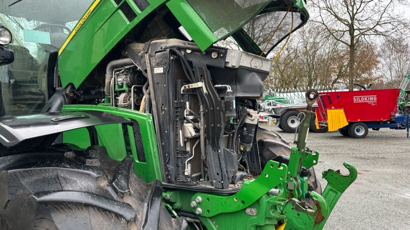 Tractor John Deere 6230 R: foto 14