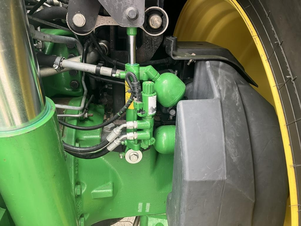 Tractor John Deere 6250R: foto 17