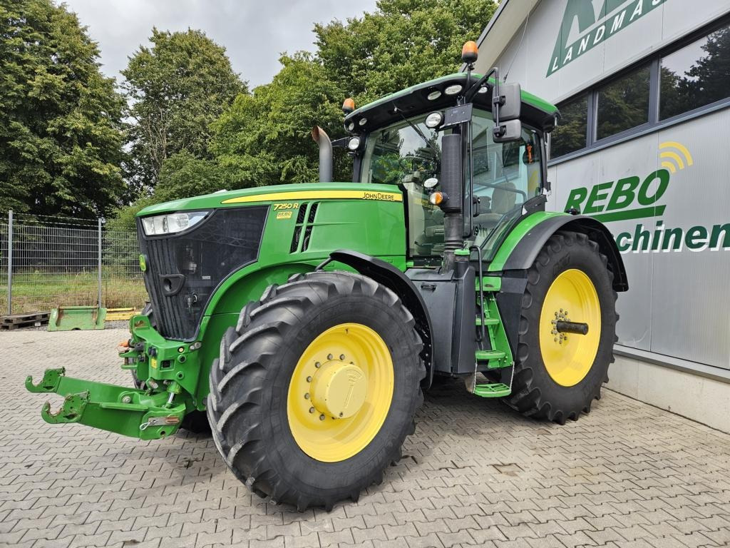 John Deere 7250R - Tractor: foto 1 John Deere 7250R - Tractor: foto 1