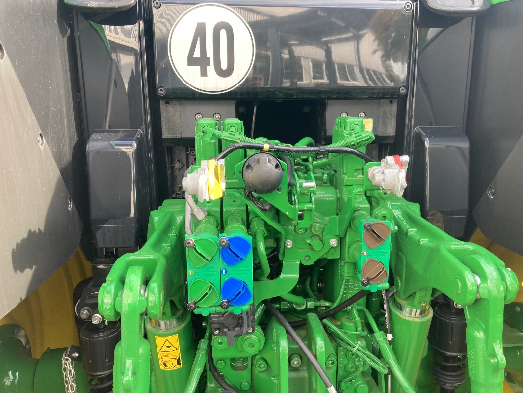 Tractor nuevo John Deere TRAKTOR 6120M MIT KABINE: foto 10