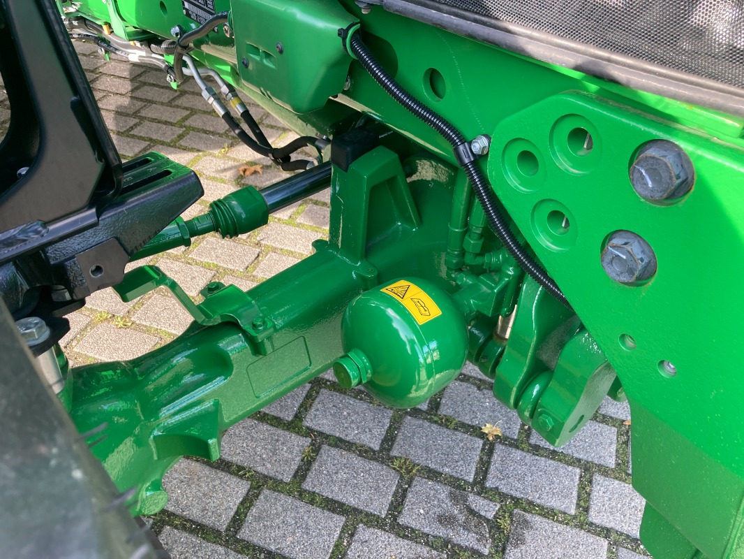 Tractor nuevo John Deere TRAKTOR 6120M MIT KABINE: foto 15