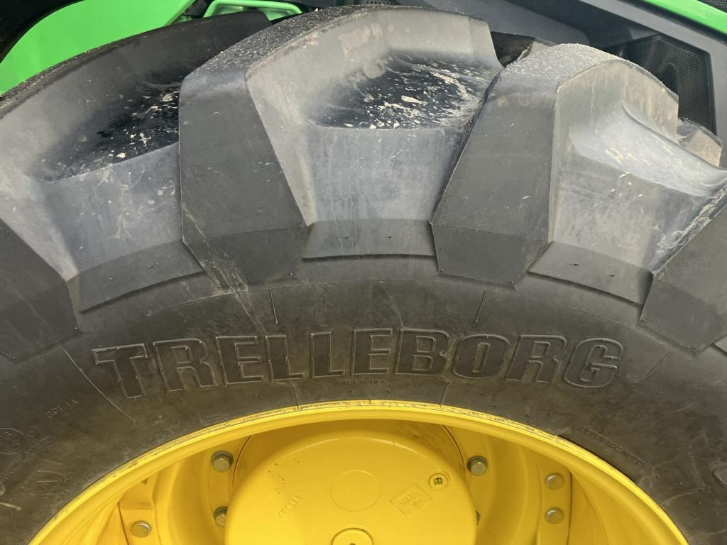 John Deere TRAKTOR 8R340 - Tractor: foto 4 John Deere TRAKTOR 8R340 - Tractor: foto 4