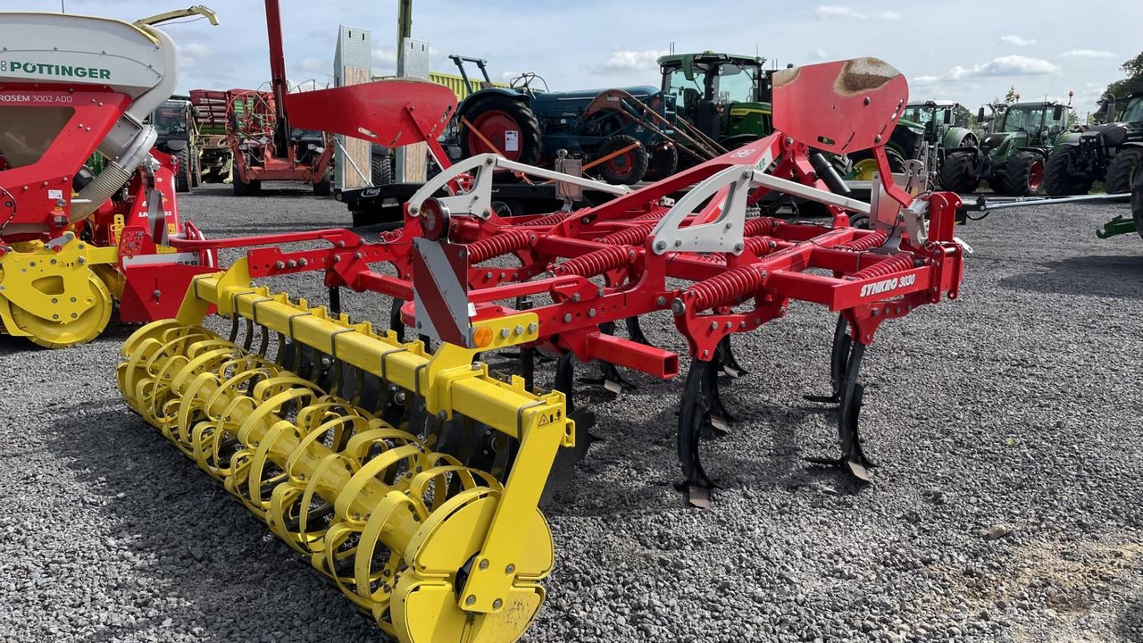 Pöttinger SYNKRO 3030 NOVA - Cultivador: foto 2 Pöttinger SYNKRO 3030 NOVA - Cultivador: foto 2