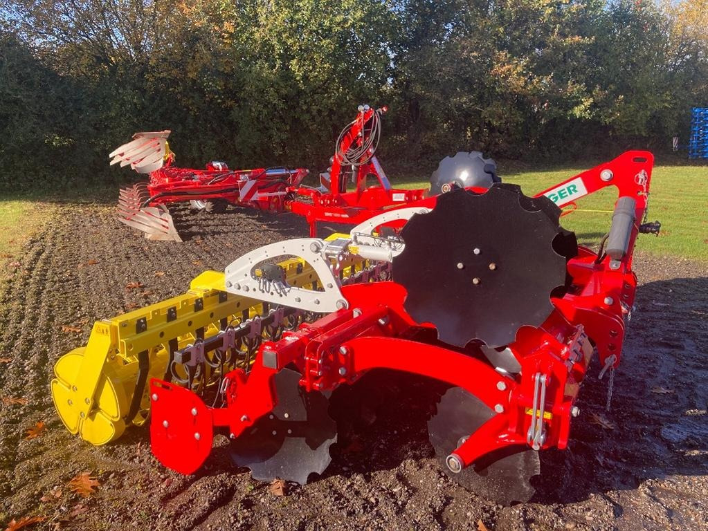 Pöttinger TERRADISC 3001 - Rastras: foto 1 Pöttinger TERRADISC 3001 - Rastras: foto 1
