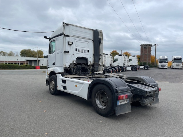 Mercedes-Benz Actros - Cabeza tractora: foto 4 Mercedes-Benz Actros - Cabeza tractora: foto 4