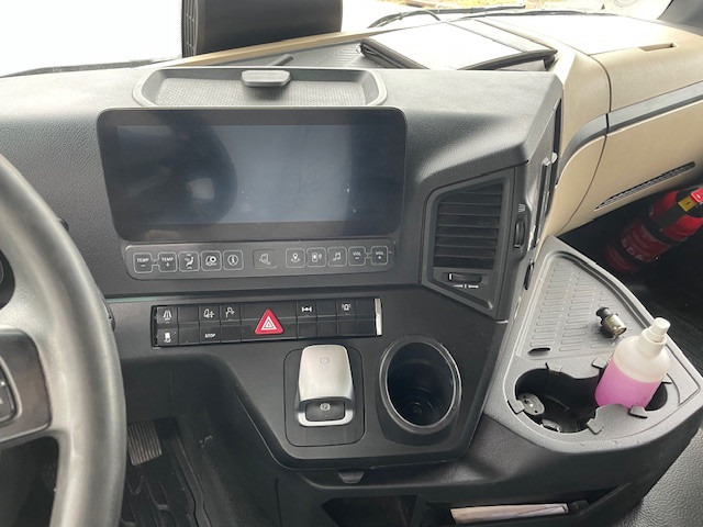 Mercedes-Benz Actros - Cabeza tractora: foto 5 Mercedes-Benz Actros - Cabeza tractora: foto 5