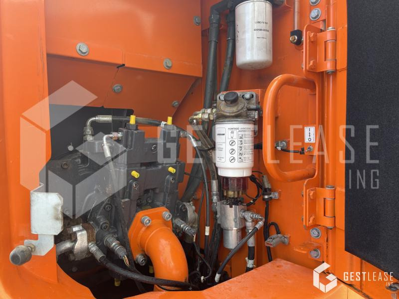 Excavadora de cadenas Doosan DX235LC: foto 8