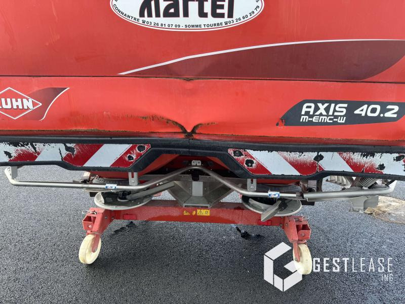 Kuhn AXIS 40.2 - Esparcidor de fertilizantes: foto 5 Kuhn AXIS 40.2 - Esparcidor de fertilizantes: foto 5