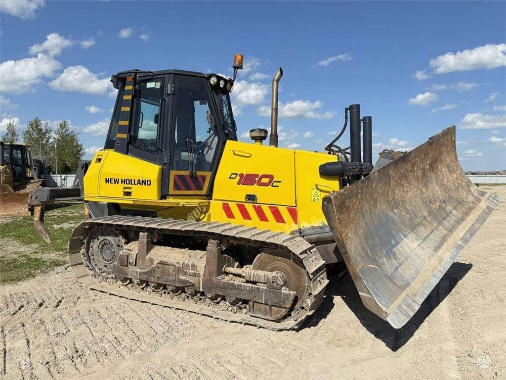 New Holland D150C Ripper - Bulldozer: foto 4 New Holland D150C Ripper - Bulldozer: foto 4