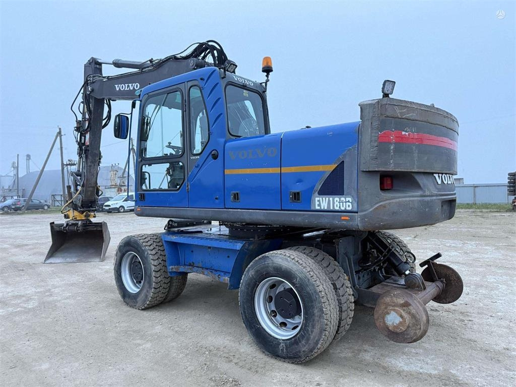 Volvo EW 180 BV ENGCON + RAILWAY - Excavadora de ruedas: foto 3 Volvo EW 180 BV ENGCON + RAILWAY - Excavadora de ruedas: foto 3