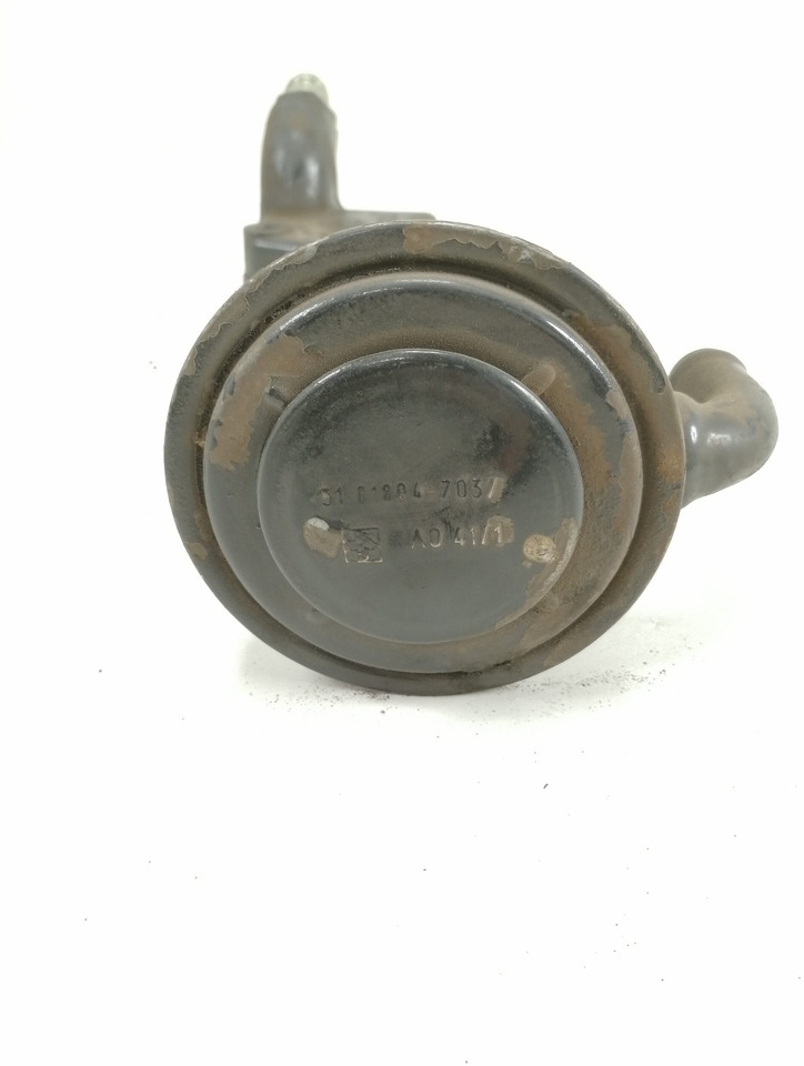 MAN Crankcase Ventilation Pipe 51018023047 - Cárter para Camión: foto 3 MAN Crankcase Ventilation Pipe 51018023047 - Cárter para Camión: foto 3