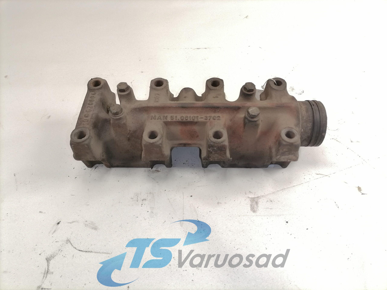 MAN Exhaust mainfold 51081013782 - Colector de escape para Camión: foto 1 MAN Exhaust mainfold 51081013782 - Colector de escape para Camión: foto 1