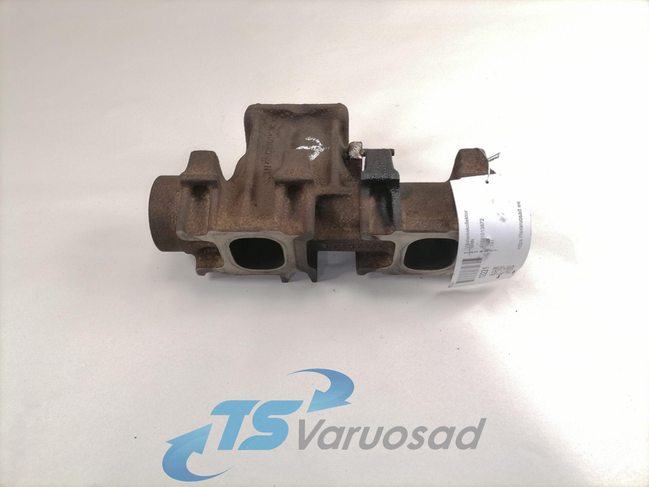 MAN Exhaust mainfold 51081013872 - Colector de escape para Camión: foto 1 MAN Exhaust mainfold 51081013872 - Colector de escape para Camión: foto 1