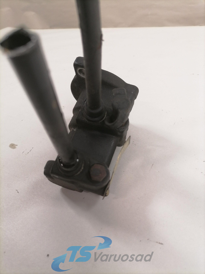 MAN Gear control 81326556182 - Caja de cambios y piezas para Camión: foto 2 MAN Gear control 81326556182 - Caja de cambios y piezas para Camión: foto 2