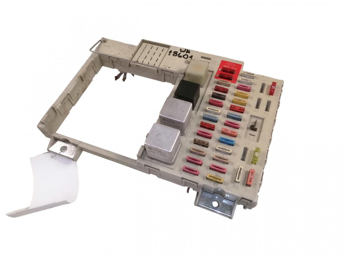 MAN Kaitsmepaneel 81254446074 - Fusible para Camión: foto 1 MAN Kaitsmepaneel 81254446074 - Fusible para Camión: foto 1