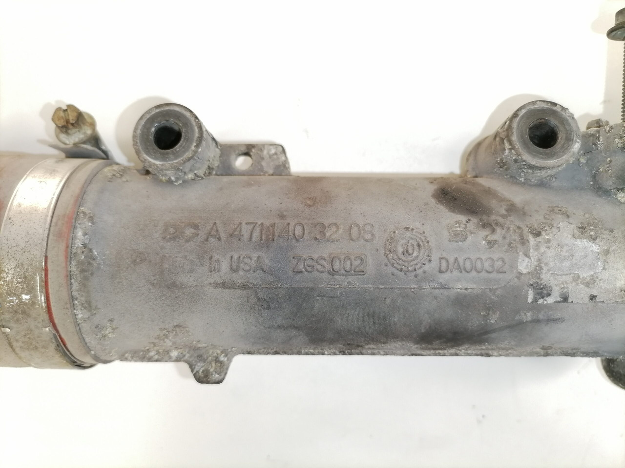 Mercedes-Benz EGR pipe A4711403208 - Silenciador/ Sistema de escape para Camión: foto 3 Mercedes-Benz EGR pipe A4711403208 - Silenciador/ Sistema de escape para Camión: foto 3
