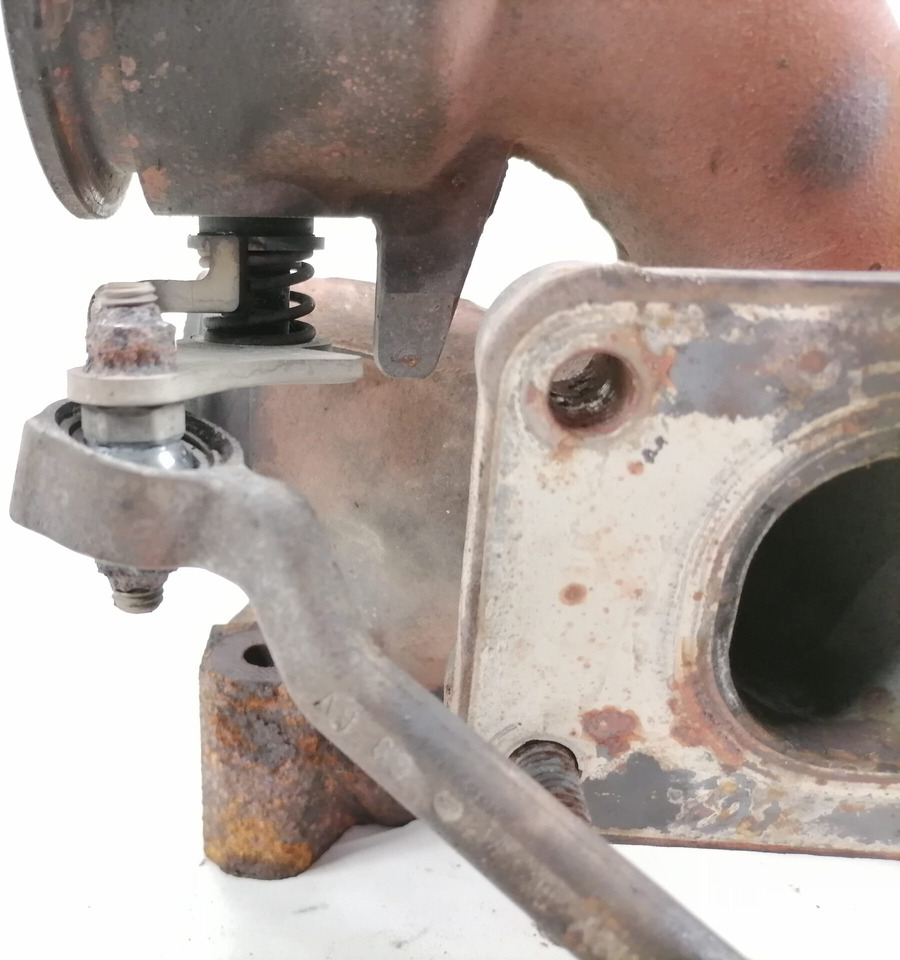 Mercedes-Benz Exhaust mainfold A4711401614 - Colector de escape para Camión: foto 5 Mercedes-Benz Exhaust mainfold A4711401614 - Colector de escape para Camión: foto 5