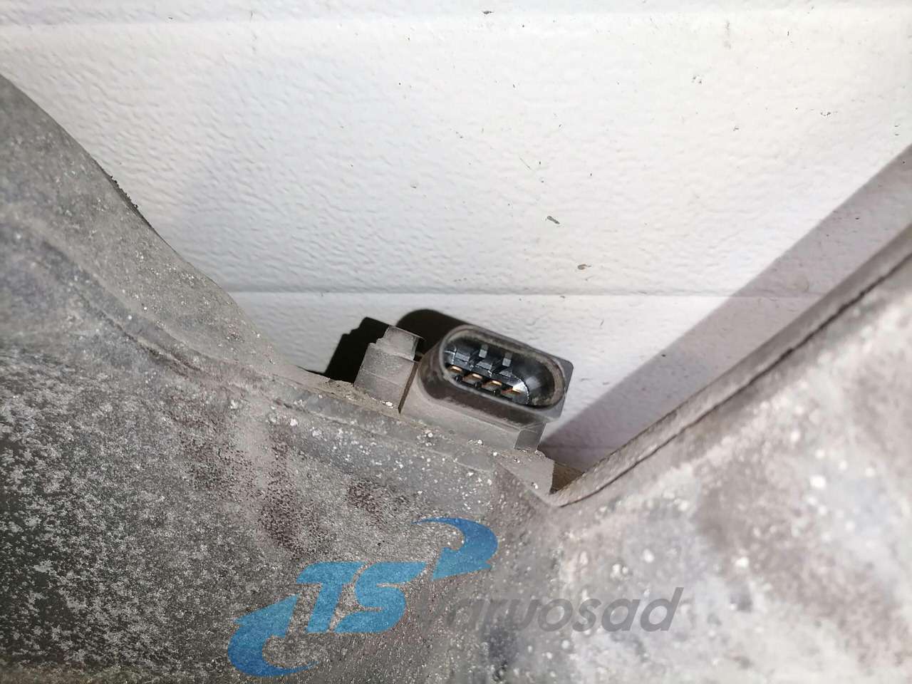 Mercedes-Benz Intake mainfold A5410981717 - Colector de admisión para Camión: foto 4 Mercedes-Benz Intake mainfold A5410981717 - Colector de admisión para Camión: foto 4