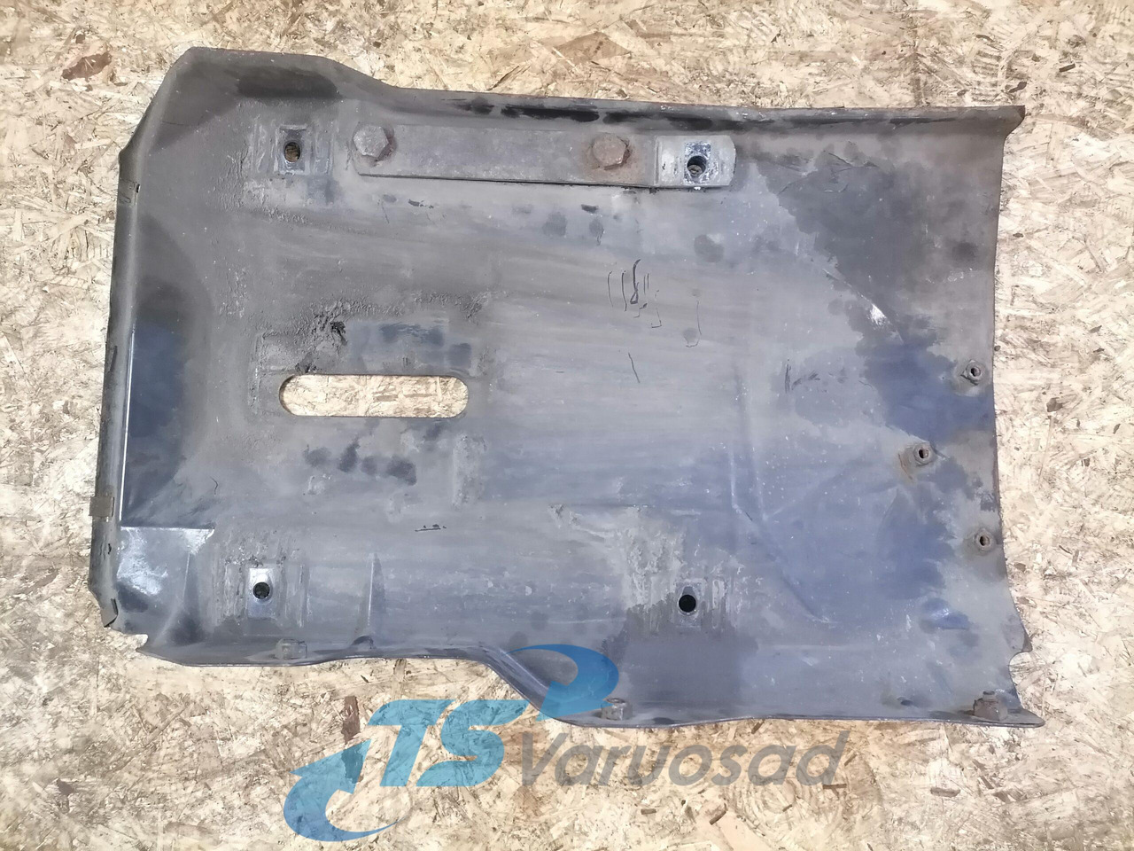 Scania Air filter housing carrier 1741549 - Sistema de admisión de aire para Camión: foto 3 Scania Air filter housing carrier 1741549 - Sistema de admisión de aire para Camión: foto 3