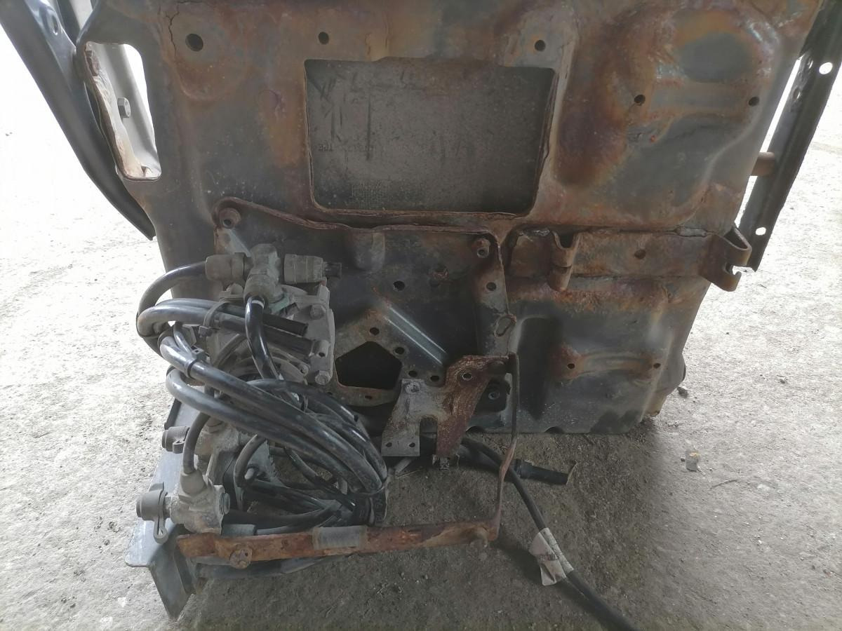 Scania Battery box 2140666 - Acumulador para Camión: foto 3 Scania Battery box 2140666 - Acumulador para Camión: foto 3