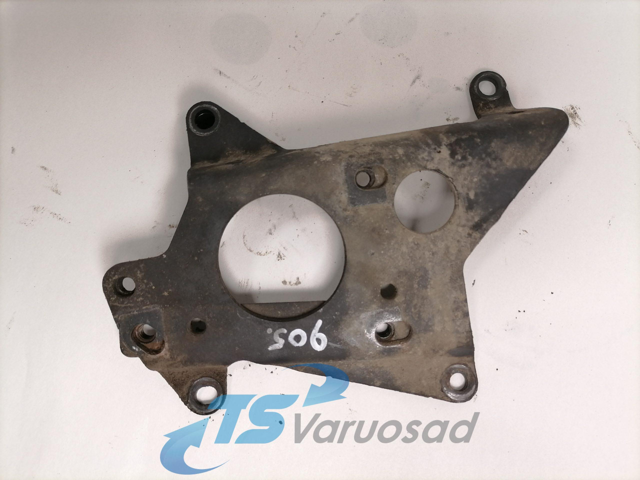 Scania Bracket 1743910 - Bastidor/ Chasis para Camión: foto 1 Scania Bracket 1743910 - Bastidor/ Chasis para Camión: foto 1