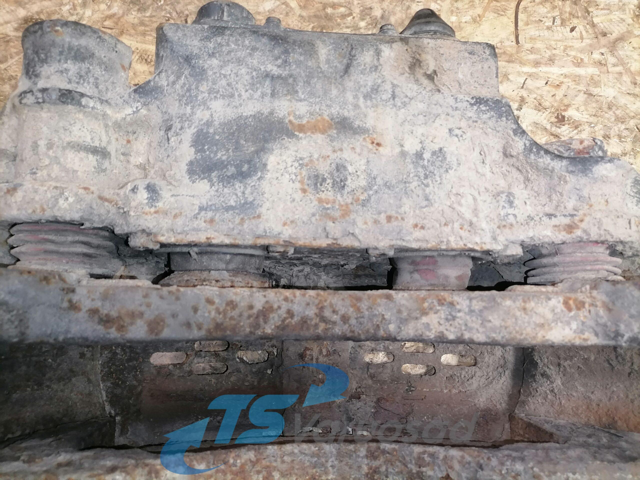 Scania Brake caliper 1744249 - Piezas de freno para Camión: foto 5 Scania Brake caliper 1744249 - Piezas de freno para Camión: foto 5