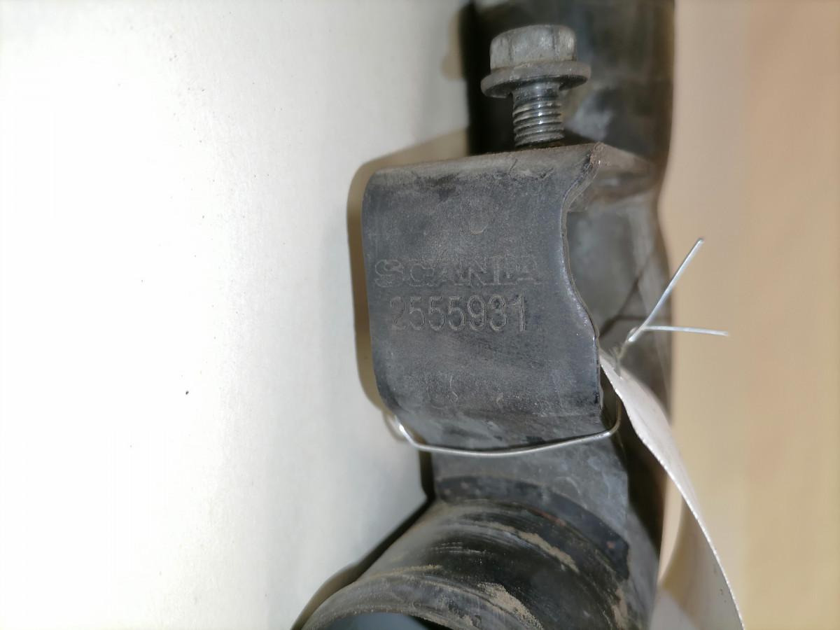 Scania Coolant pipe 2555931 - Sistema de refrigeración para Camión: foto 4 Scania Coolant pipe 2555931 - Sistema de refrigeración para Camión: foto 4