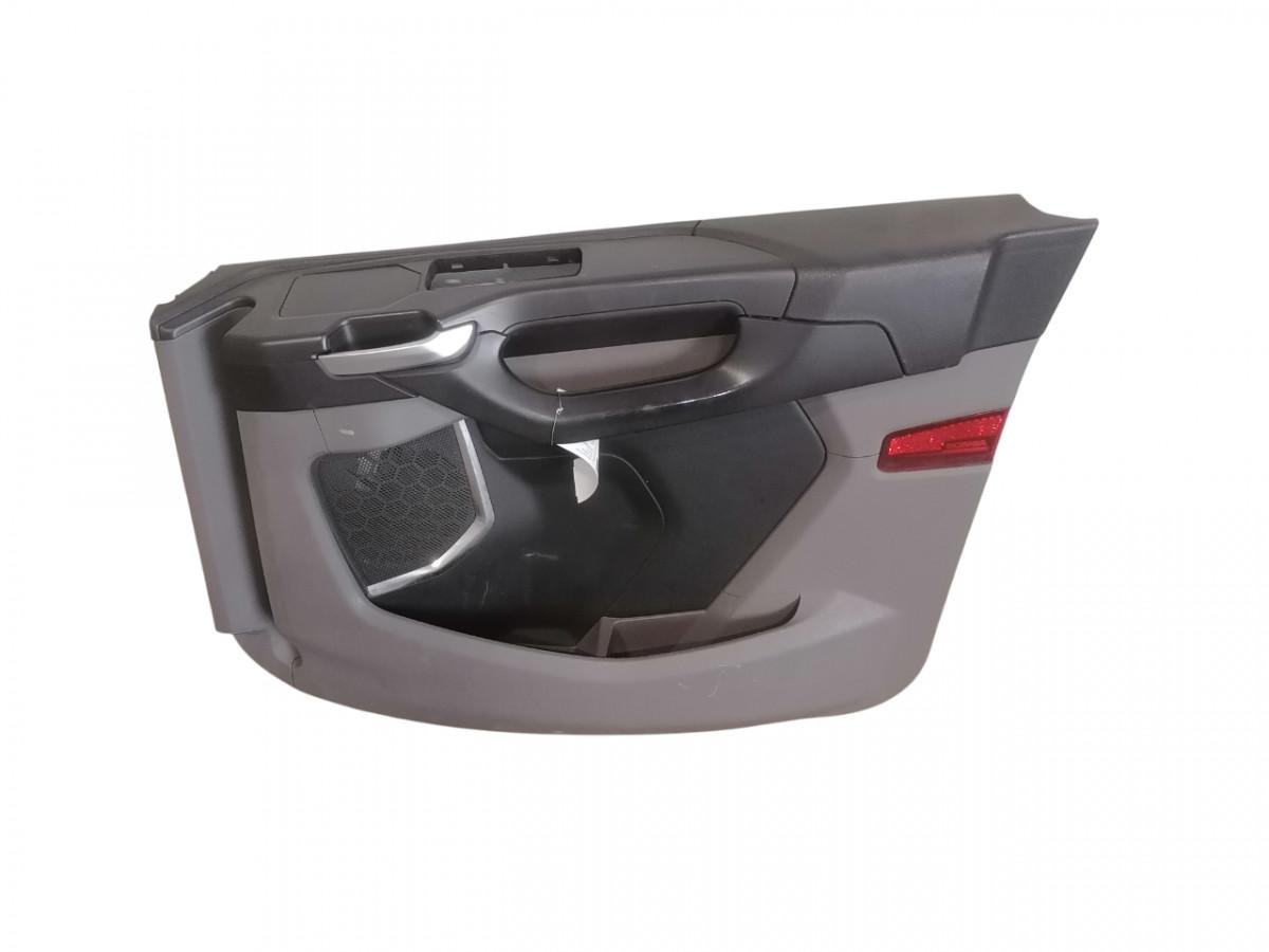 Scania Door trim panel 2935304 - Puerta y piezas para Camión: foto 1 Scania Door trim panel 2935304 - Puerta y piezas para Camión: foto 1