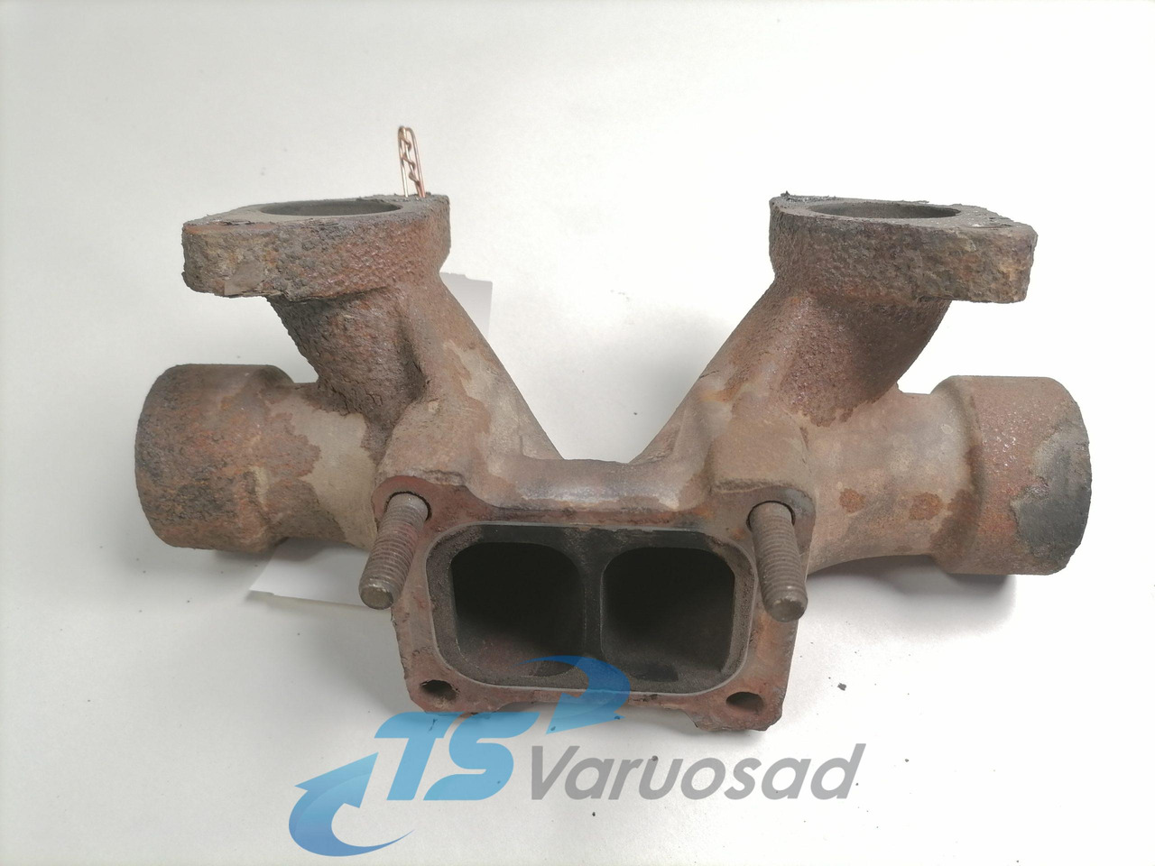 Scania Exhaust mainfold 1470305 - Colector de escape para Camión: foto 1 Scania Exhaust mainfold 1470305 - Colector de escape para Camión: foto 1