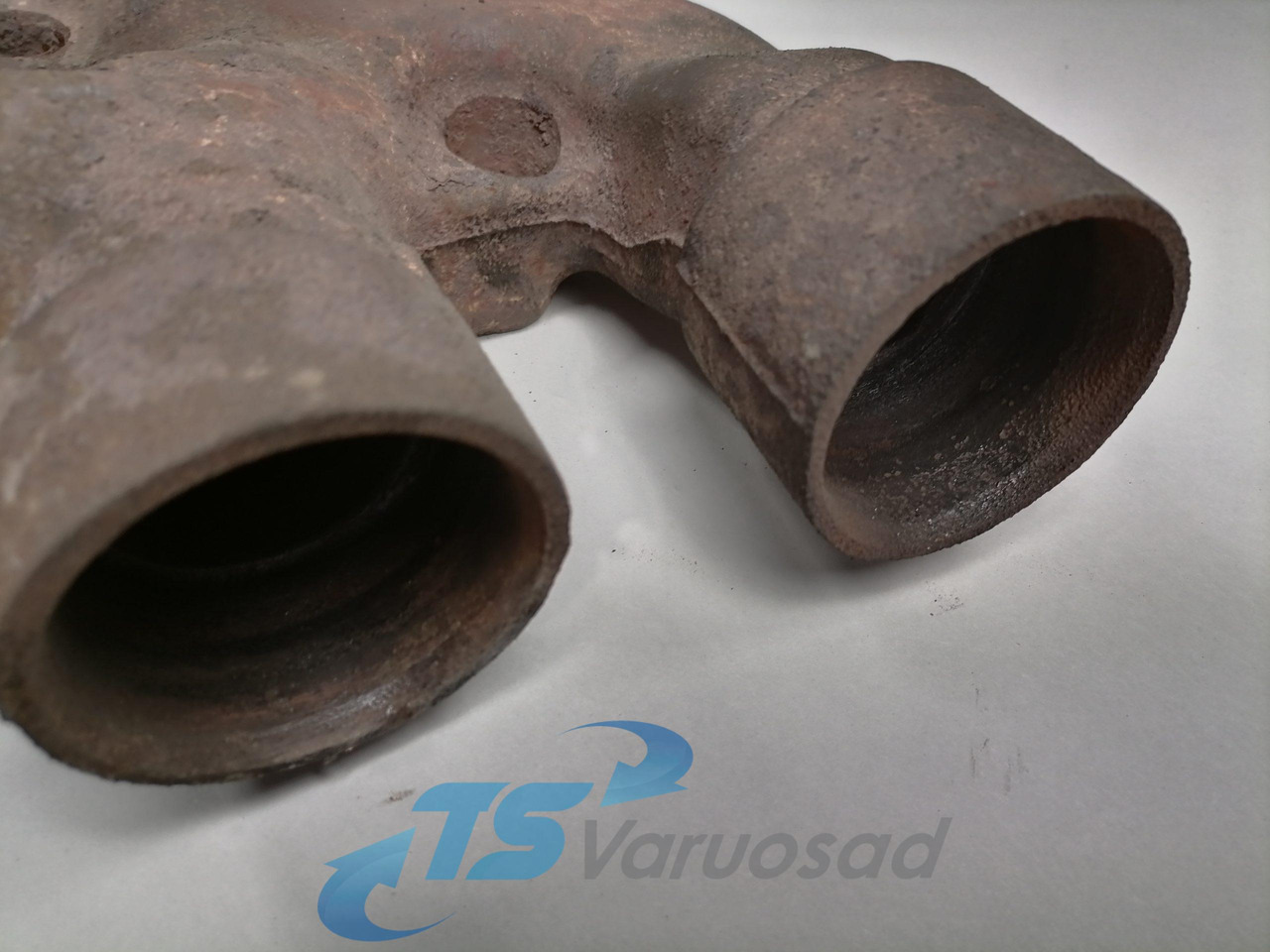 Scania Exhaust mainfold 1546234 - Colector de escape para Camión: foto 4 Scania Exhaust mainfold 1546234 - Colector de escape para Camión: foto 4