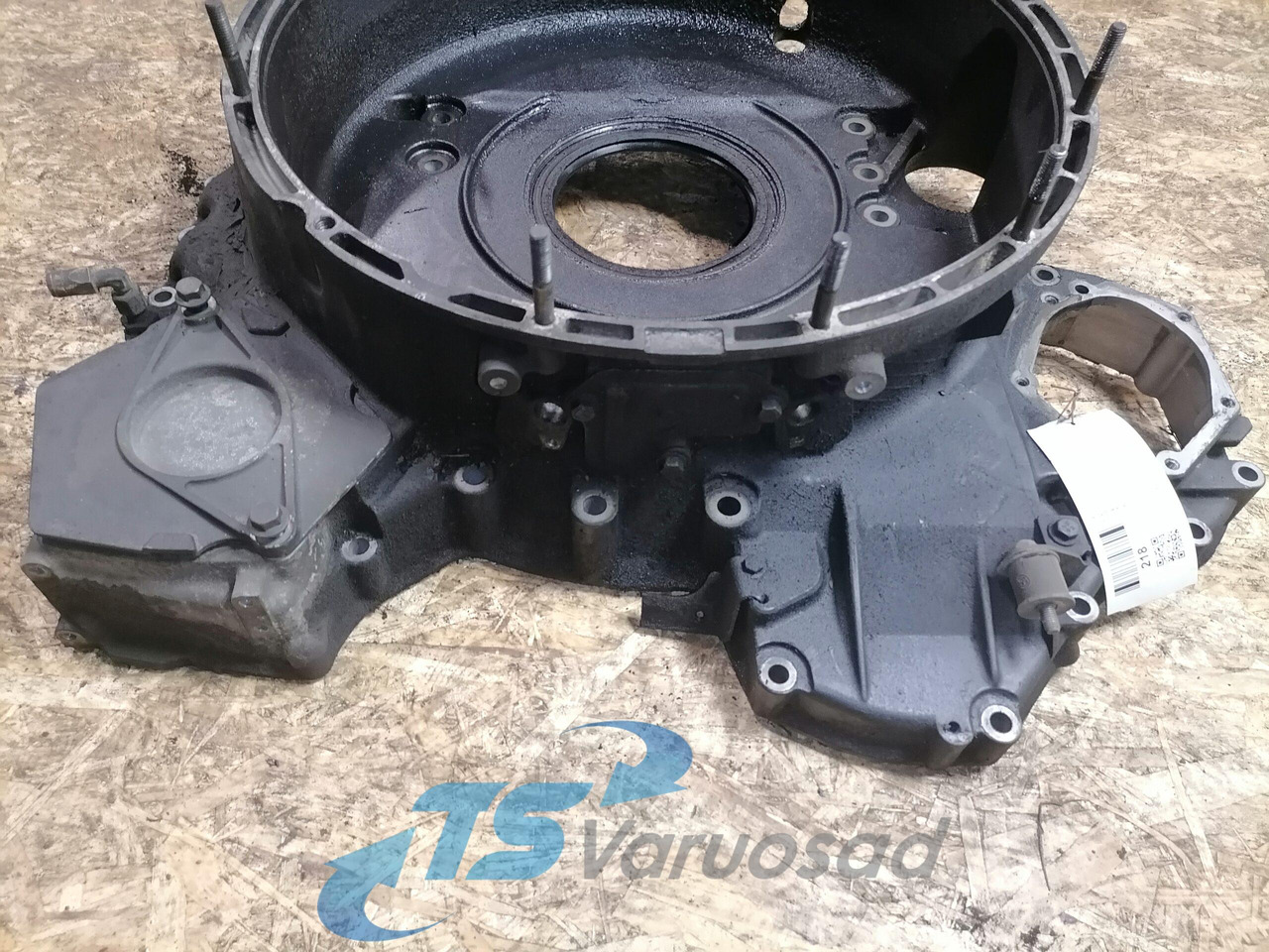 Scania Flywheel housing 1940447 - Volante de inercia para Camión: foto 4 Scania Flywheel housing 1940447 - Volante de inercia para Camión: foto 4