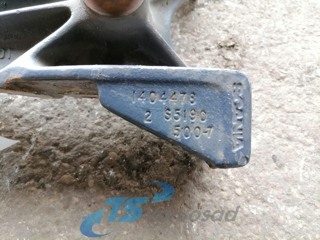 Scania Front bumper carrier 1404478 - Parachoques para Camión: foto 3 Scania Front bumper carrier 1404478 - Parachoques para Camión: foto 3