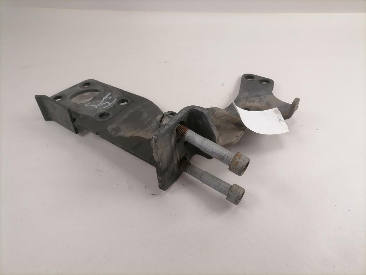 Scania Front bumper carrier 2343464 - Parachoques para Camión: foto 3 Scania Front bumper carrier 2343464 - Parachoques para Camión: foto 3