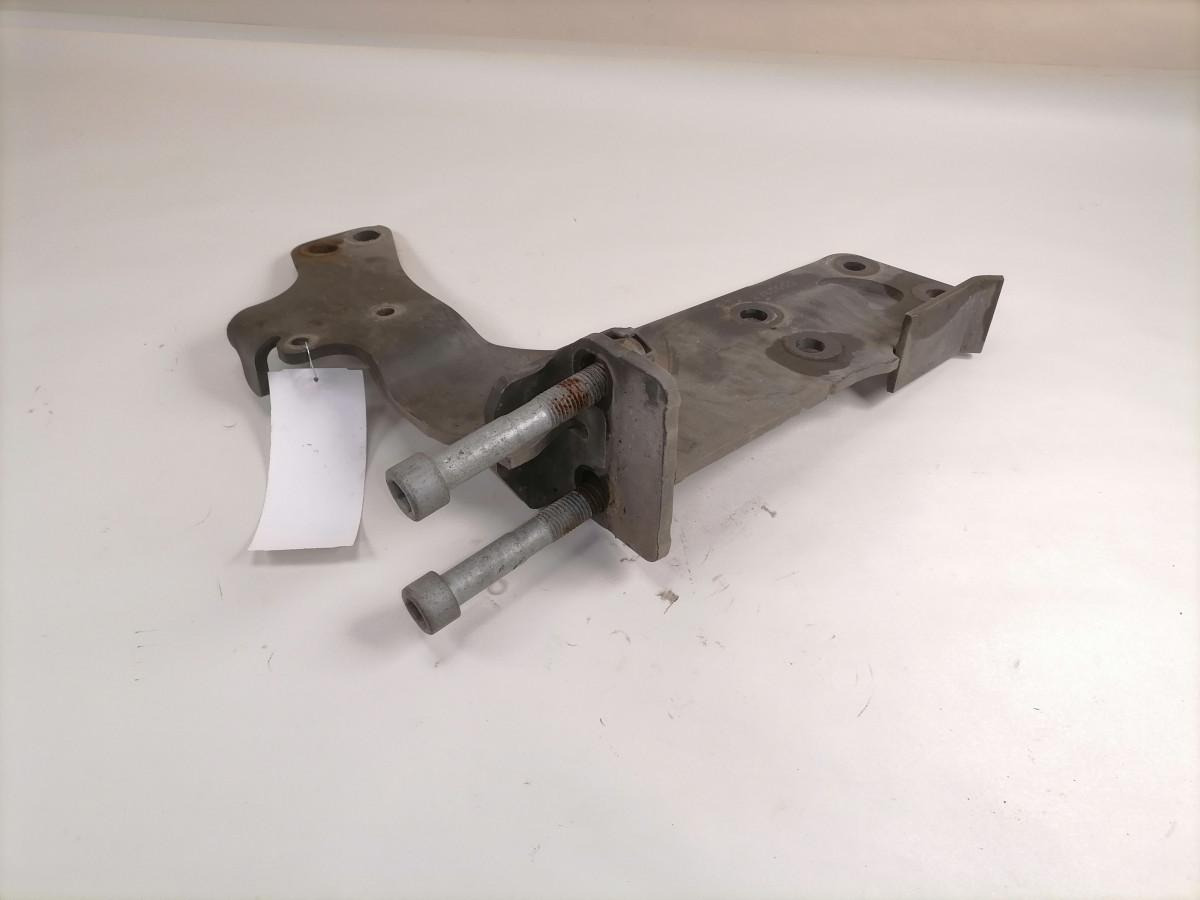 Scania Front bumper carrier 2785050 - Parachoques para Camión: foto 2 Scania Front bumper carrier 2785050 - Parachoques para Camión: foto 2