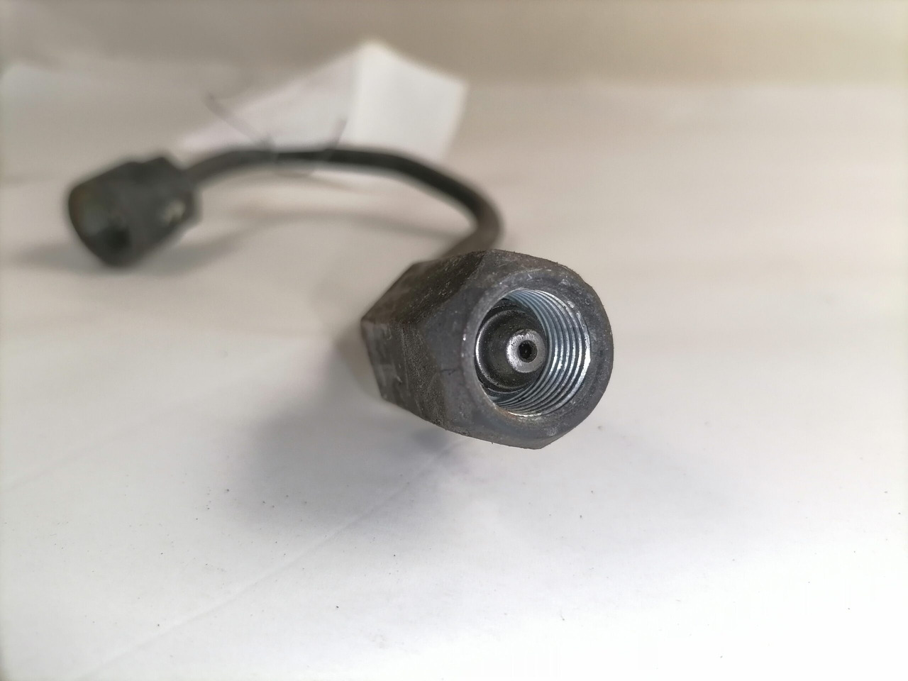 Scania Fuel pipe 1879503 - Procesamiento de combustible para Camión: foto 3 Scania Fuel pipe 1879503 - Procesamiento de combustible para Camión: foto 3