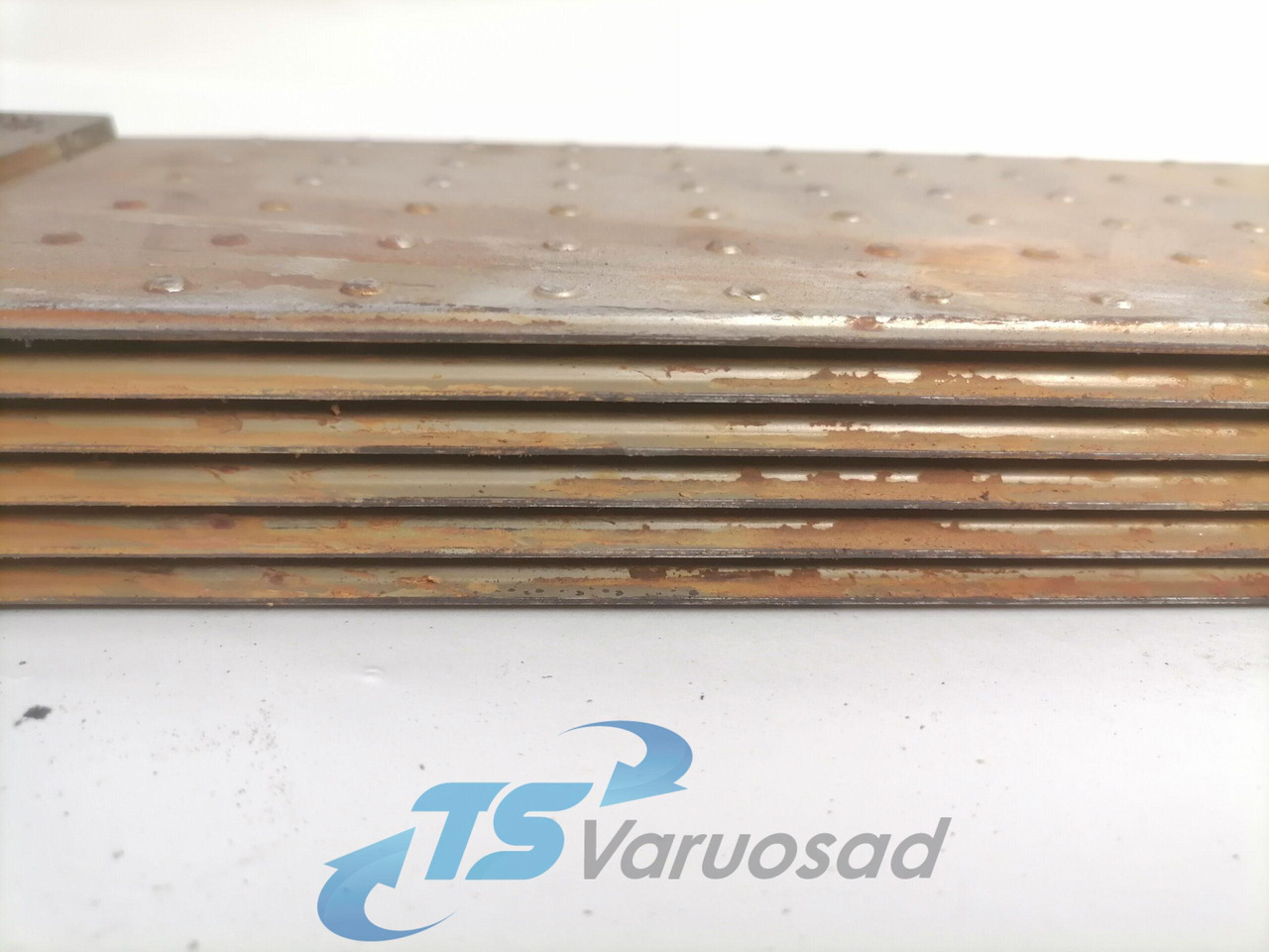 Scania Gerabox oil cooler 1753112 - Caja de cambios y piezas para Camión: foto 3 Scania Gerabox oil cooler 1753112 - Caja de cambios y piezas para Camión: foto 3