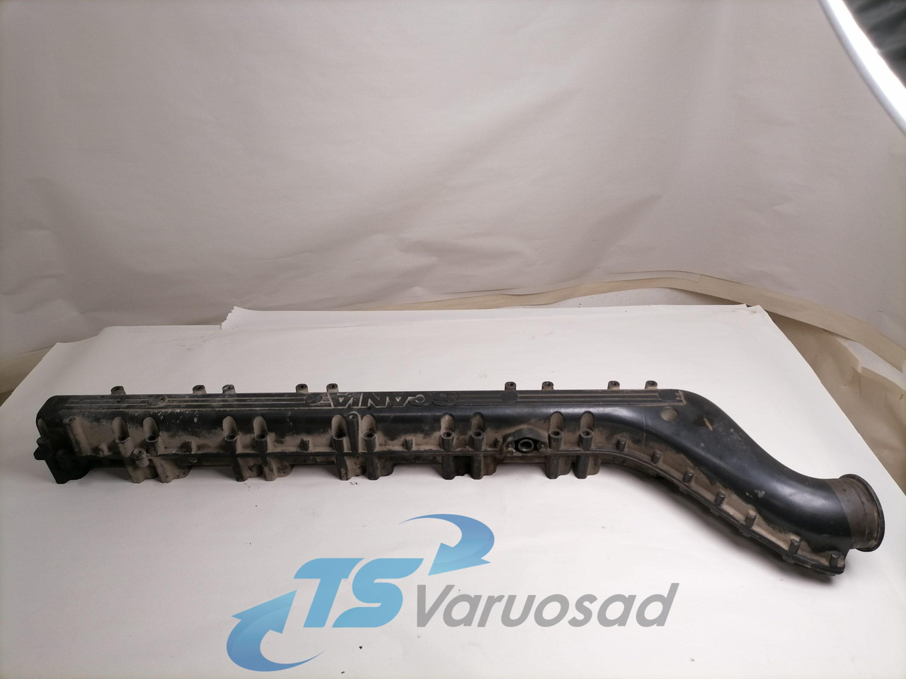 Scania Intake mainfold 1493717 - Colector de admisión para Camión: foto 1 Scania Intake mainfold 1493717 - Colector de admisión para Camión: foto 1