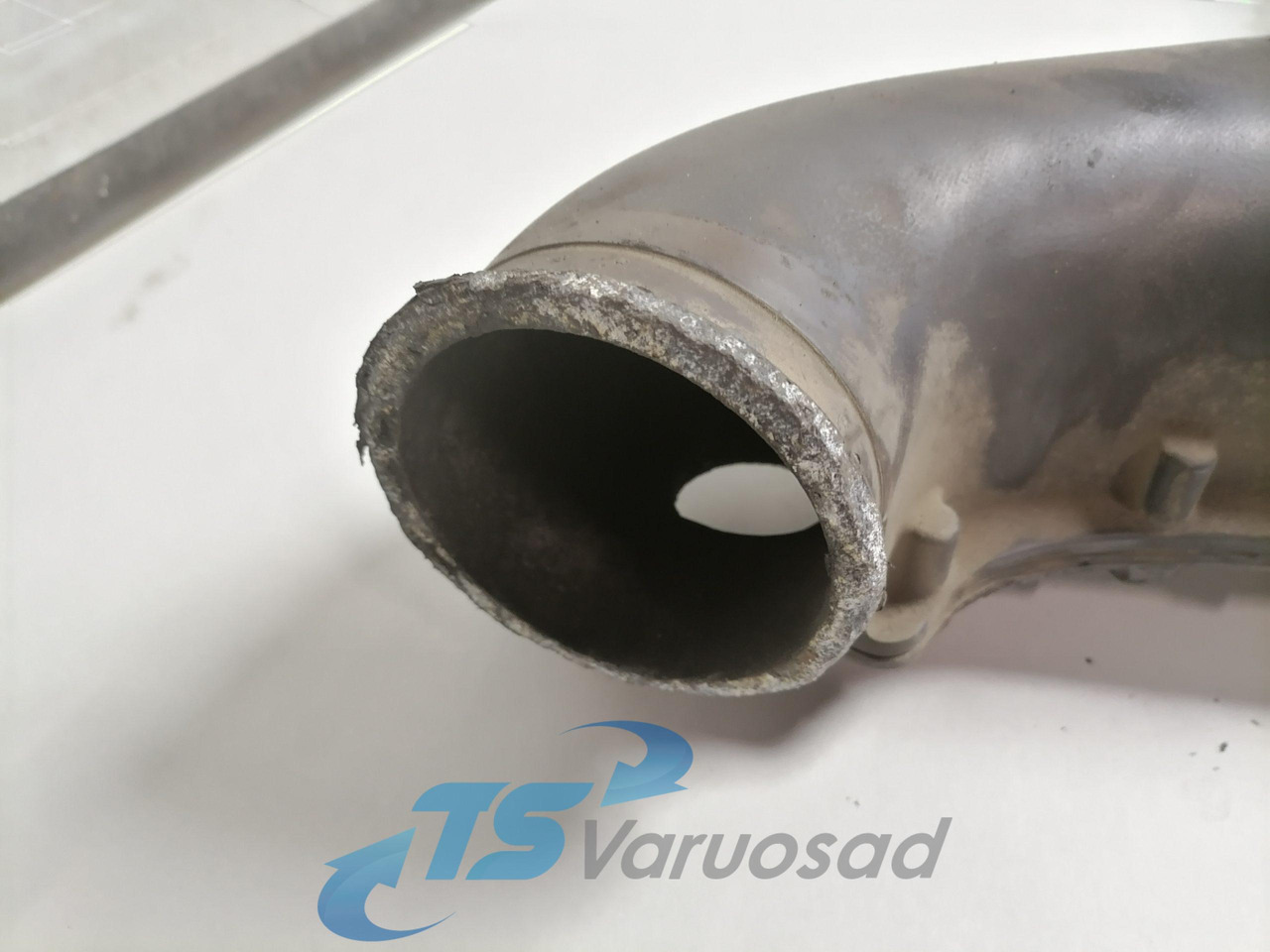 Scania Intake mainfold 1493717 - Colector de admisión para Camión: foto 5 Scania Intake mainfold 1493717 - Colector de admisión para Camión: foto 5