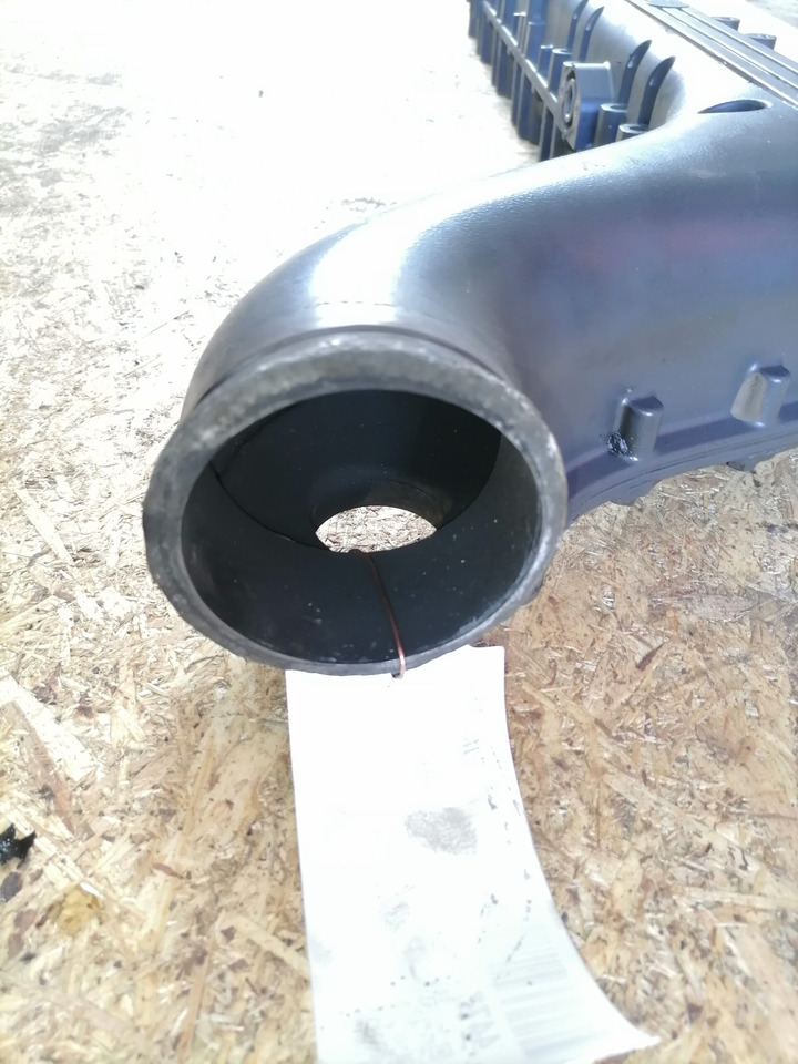 Scania Intake mainfold 1493717 - Colector de admisión para Camión: foto 5 Scania Intake mainfold 1493717 - Colector de admisión para Camión: foto 5