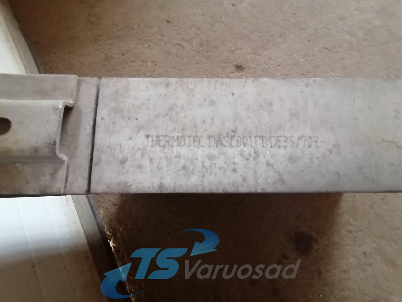 Scania Intercooler radiator DASC001TT - Intercooler para Camión: foto 3 Scania Intercooler radiator DASC001TT - Intercooler para Camión: foto 3