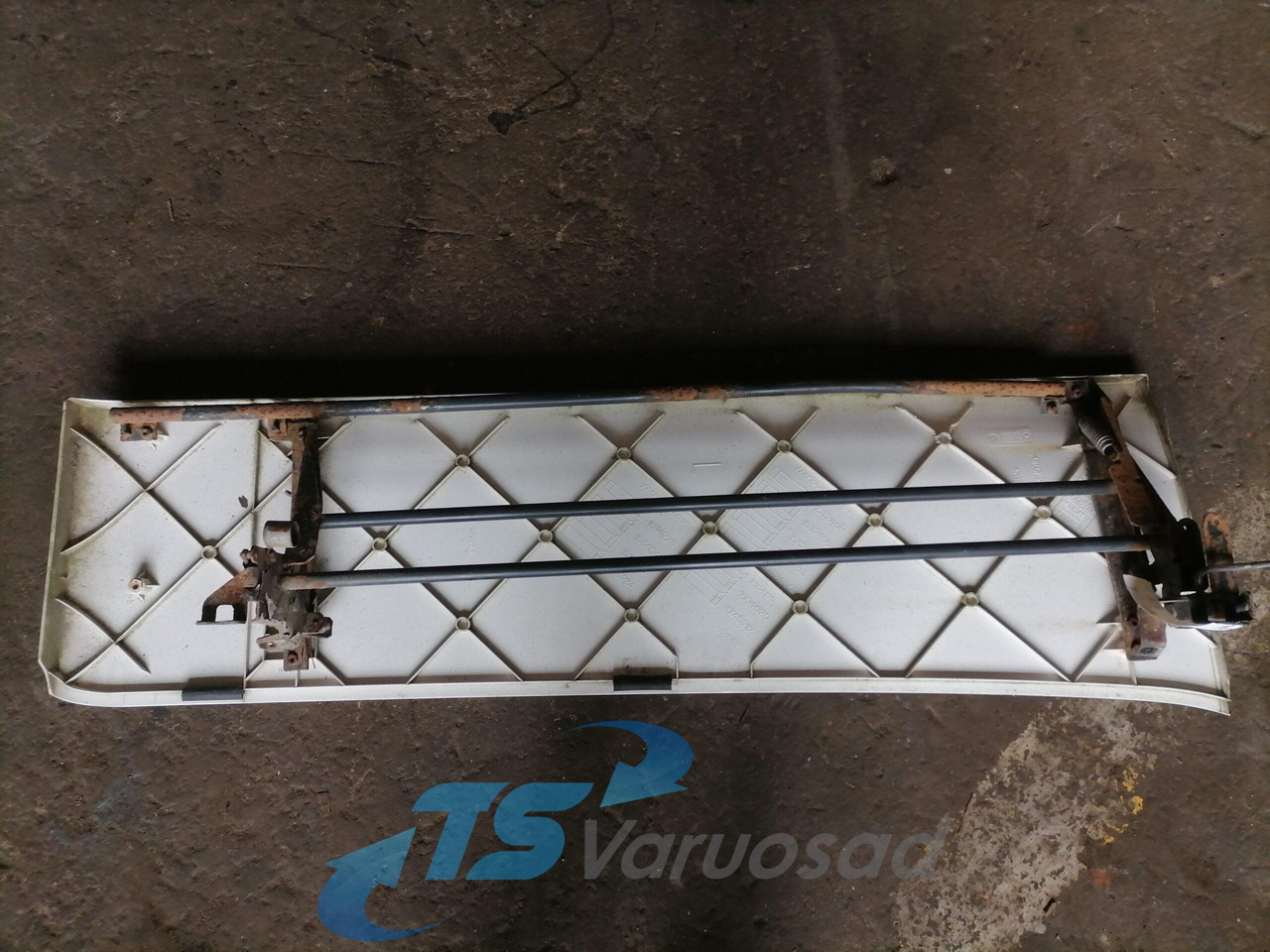 Scania Scania kabiini tuulesuunaja, vasak külg 1532460 - Aerodinámica/ Spoiler para Camión: foto 2 Scania Scania kabiini tuulesuunaja, vasak külg 1532460 - Aerodinámica/ Spoiler para Camión: foto 2