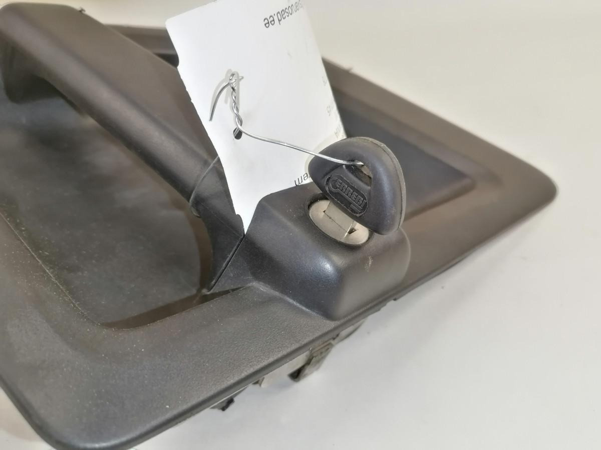 Scania Ukselink, väline parem 2559145 - Puerta y piezas para Camión: foto 5 Scania Ukselink, väline parem 2559145 - Puerta y piezas para Camión: foto 5