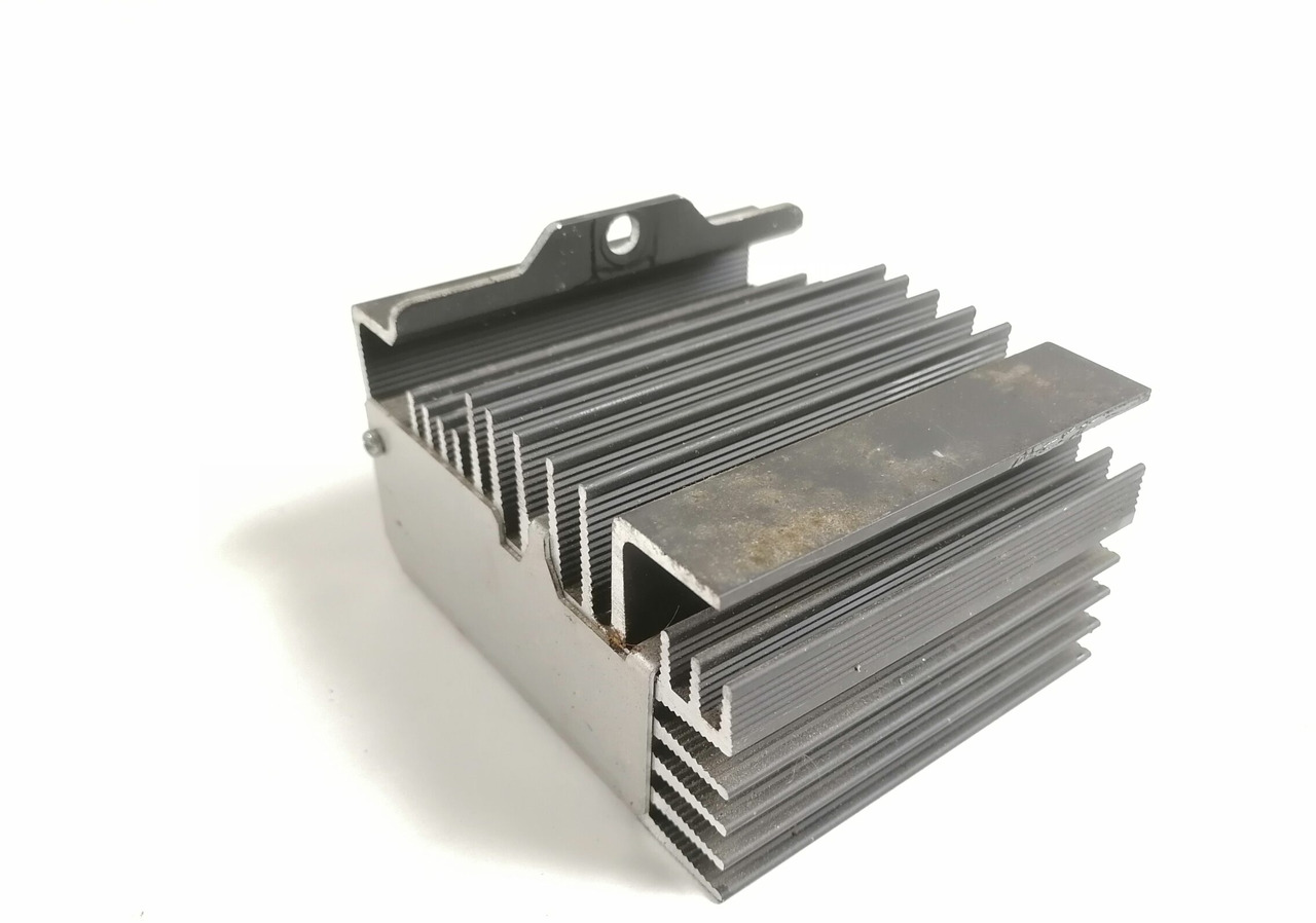 Scania Voltage converter 1729858 - Sistema eléctrico para Camión: foto 3 Scania Voltage converter 1729858 - Sistema eléctrico para Camión: foto 3
