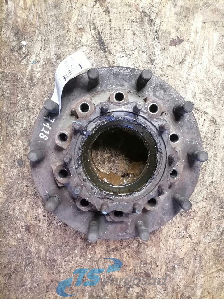 Scania Wheel hub 1382884 - Pieza universal para Camión: foto 2 Scania Wheel hub 1382884 - Pieza universal para Camión: foto 2