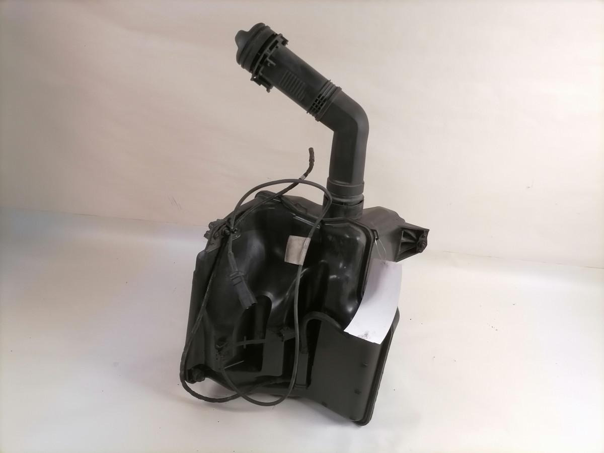 Scania Windscreen washer fluid tank 2707037 - Limpiaparabrisas para Camión: foto 4 Scania Windscreen washer fluid tank 2707037 - Limpiaparabrisas para Camión: foto 4