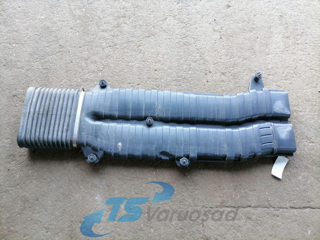 Volvo Air intake 8149814 - Sistema de admisión de aire para Camión: foto 2 Volvo Air intake 8149814 - Sistema de admisión de aire para Camión: foto 2